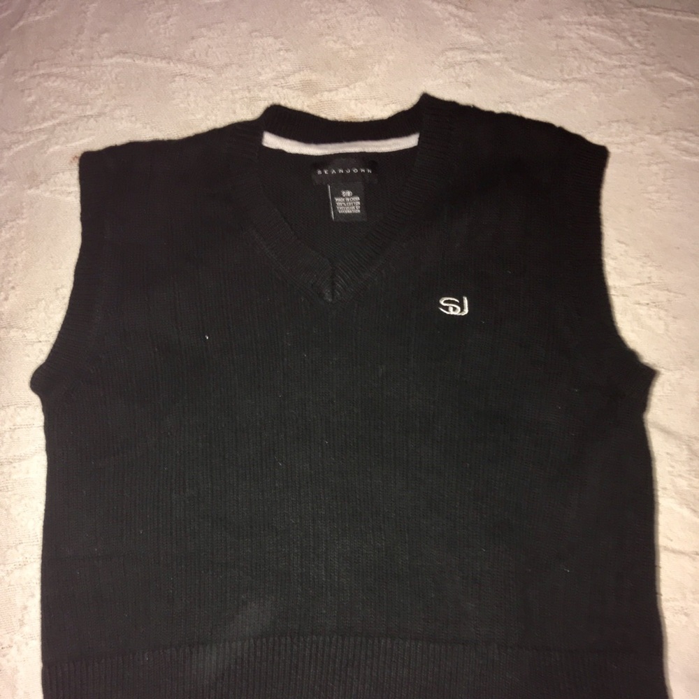 SWEATER VEST